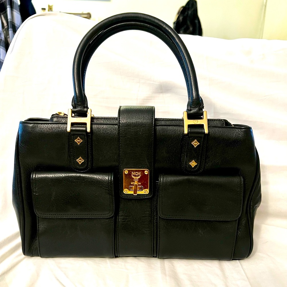 MCM-Black Leather top handle Bag